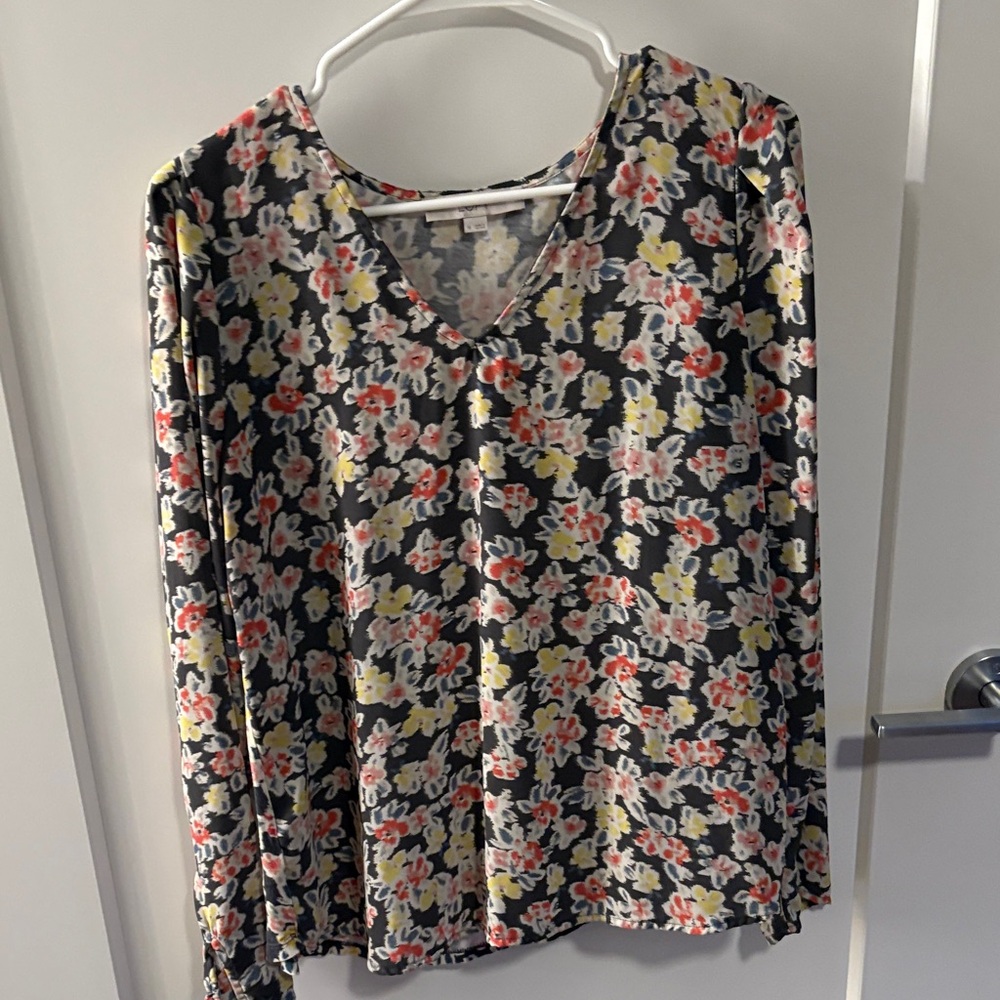 LOFT Multicolor Floral V-Neck Blouse